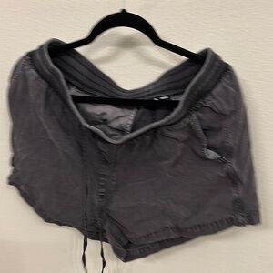 Gap Casual women’s black drawstring Shorts